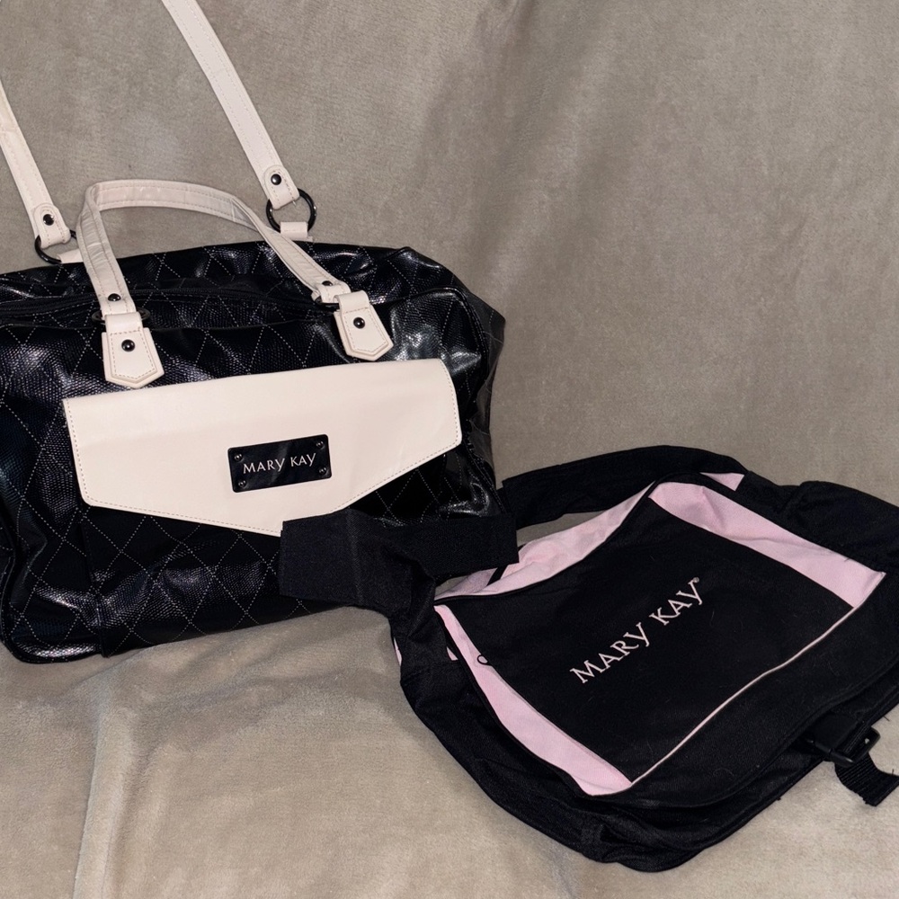 2 Mary Kay Bags